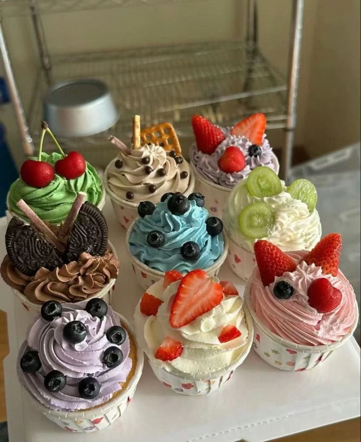 Red Velvet Cupcakes (4)